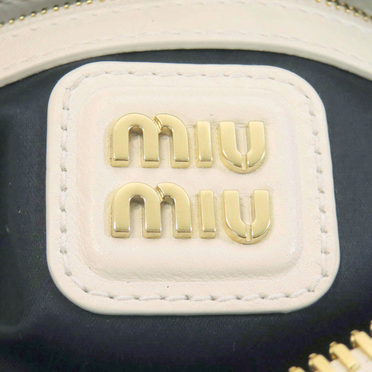 MIUMIU   Arcadi Matelasse 2WAY Handbag  Calf Ladies [Used]
