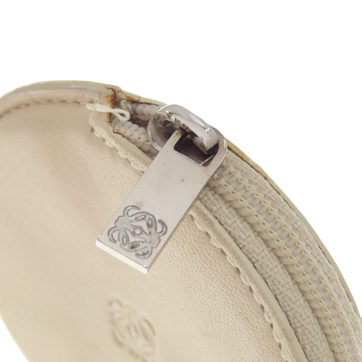 LOEWE Anagram Round Shape coin purse Calf Ladies [Used]