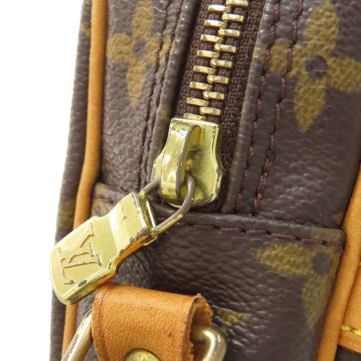 LOUIS VUITTON M45266 Dunouve Shoulder Bag Monogram canvas Ladies [Used]