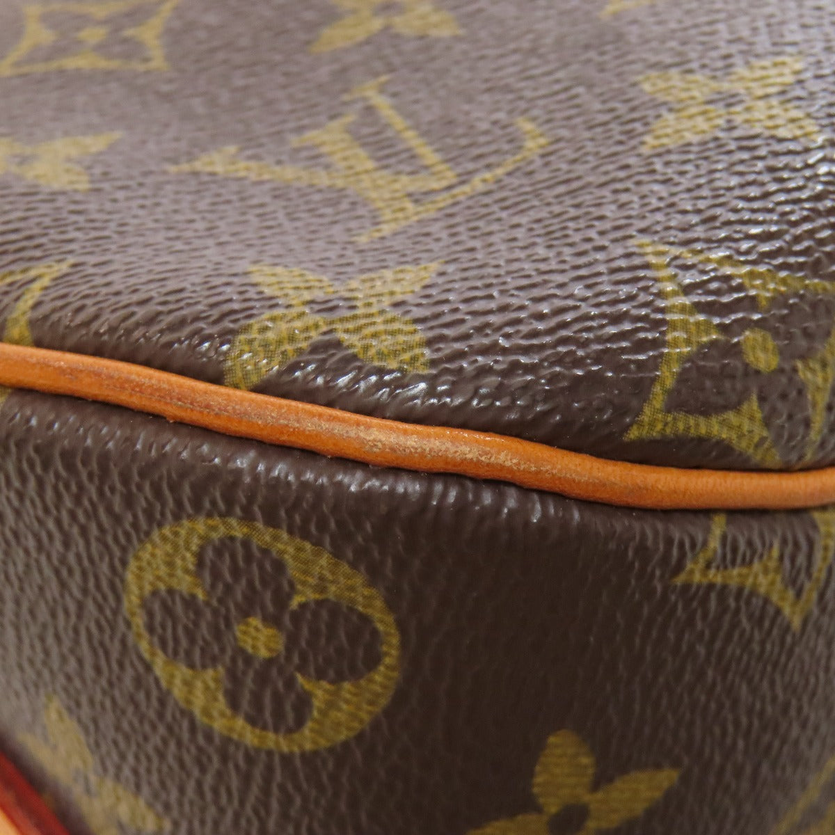 LOUIS VUITTON M51221 Blower Shoulder Bag Monogram canvas Ladies [Used]