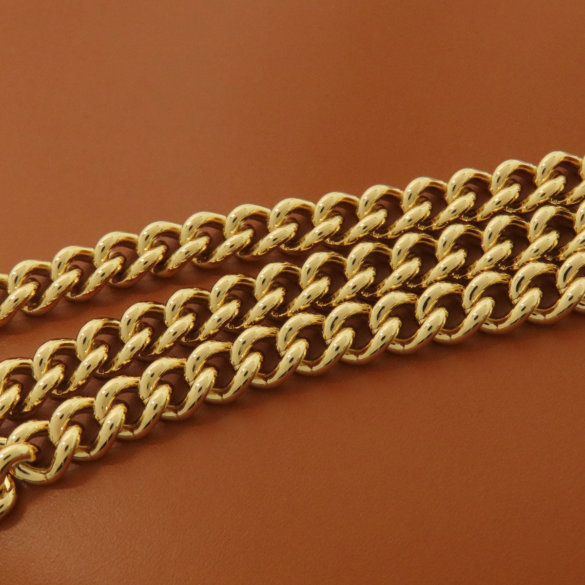 FENDI ChainShoulder Shoulder Bag Calf Ladies [Used]