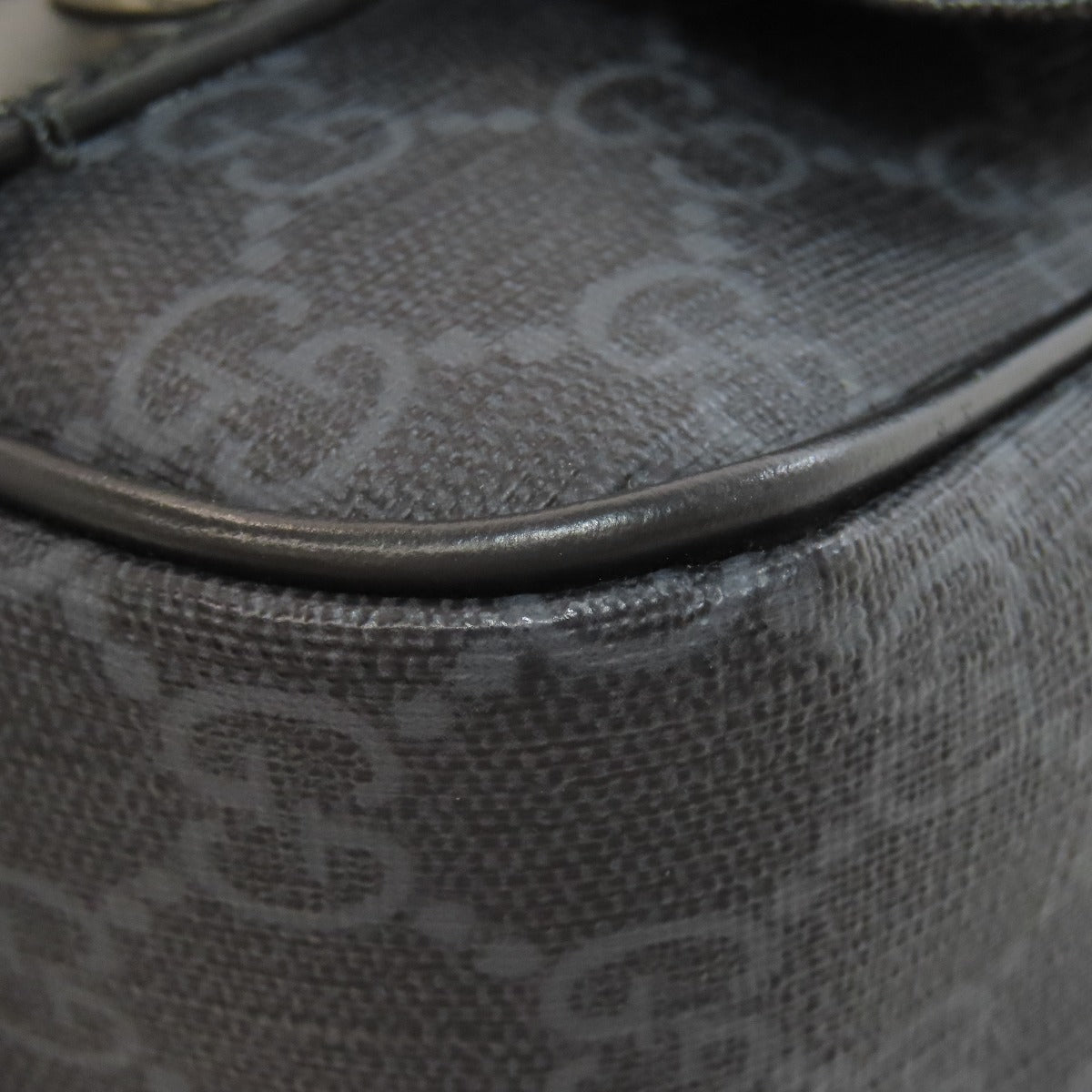 GUCCI 658542 GG Supreme Messenger Shoulder Bag PVC Ladies [Used]