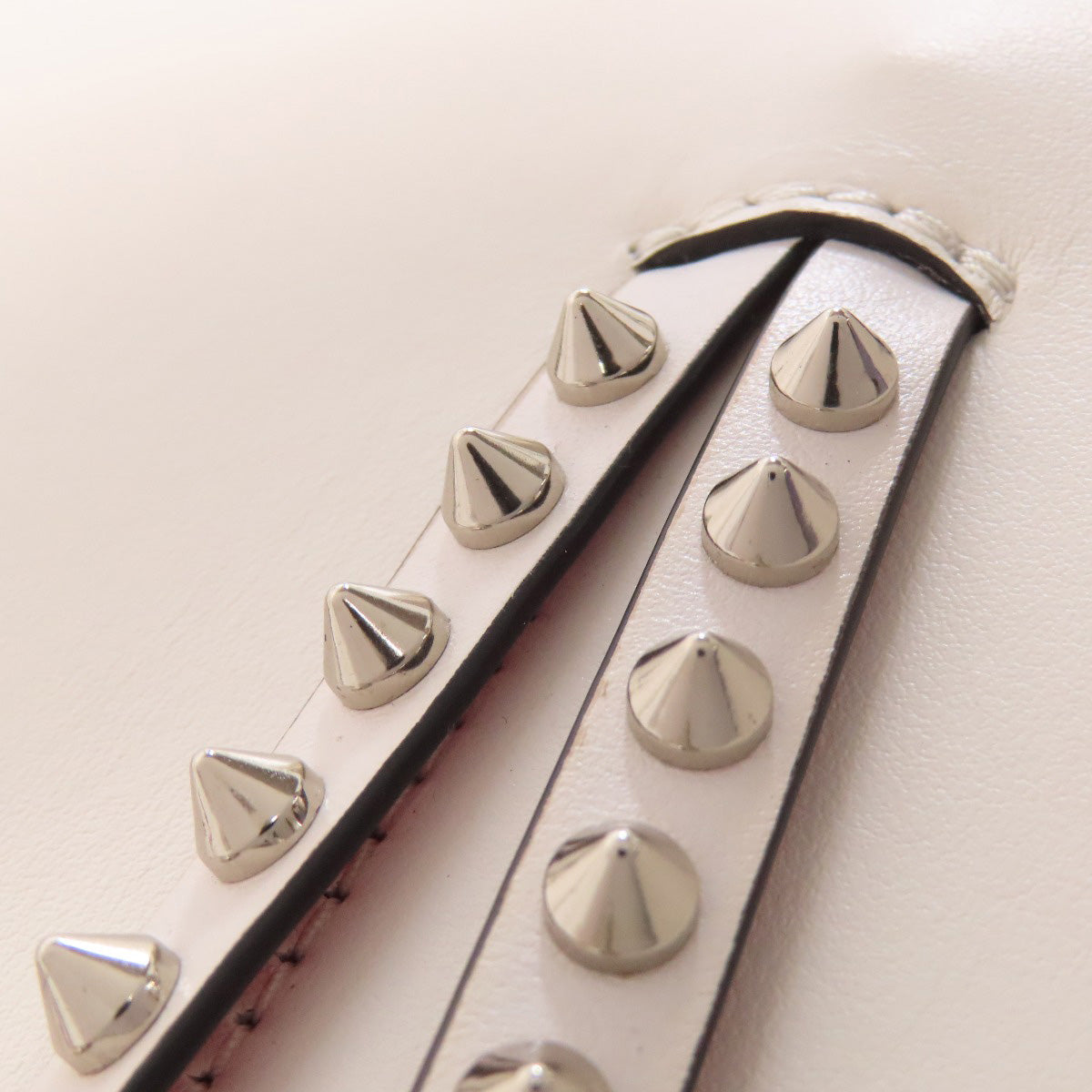 Christian Louboutin Studded Heart Clear Tote Tote Bag Calf PlasticsLadies [Used]