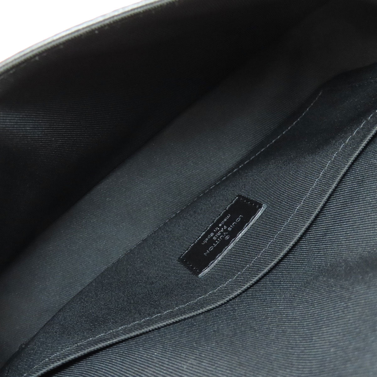 LOUIS VUITTON N50026 Studio Messenger 3D Shoulder Bag Damier canvas mens [Used]