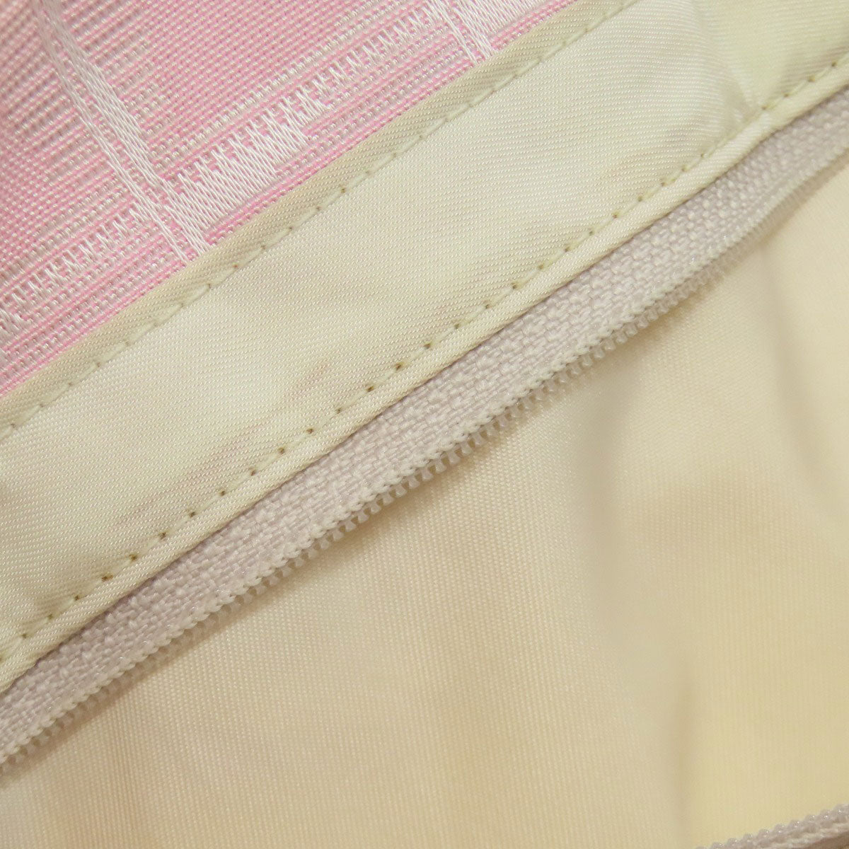 CHANEL   New Travel Line MM Tote Bag  Nylon jacquard Ladies  [’†ŒÃ]