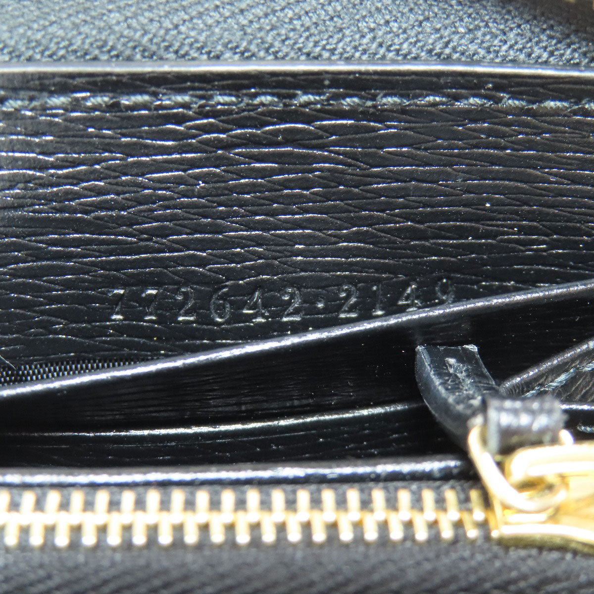 GUCCI 772642 logo Long wallet (with coin pocket) Leather Ladies [Used]