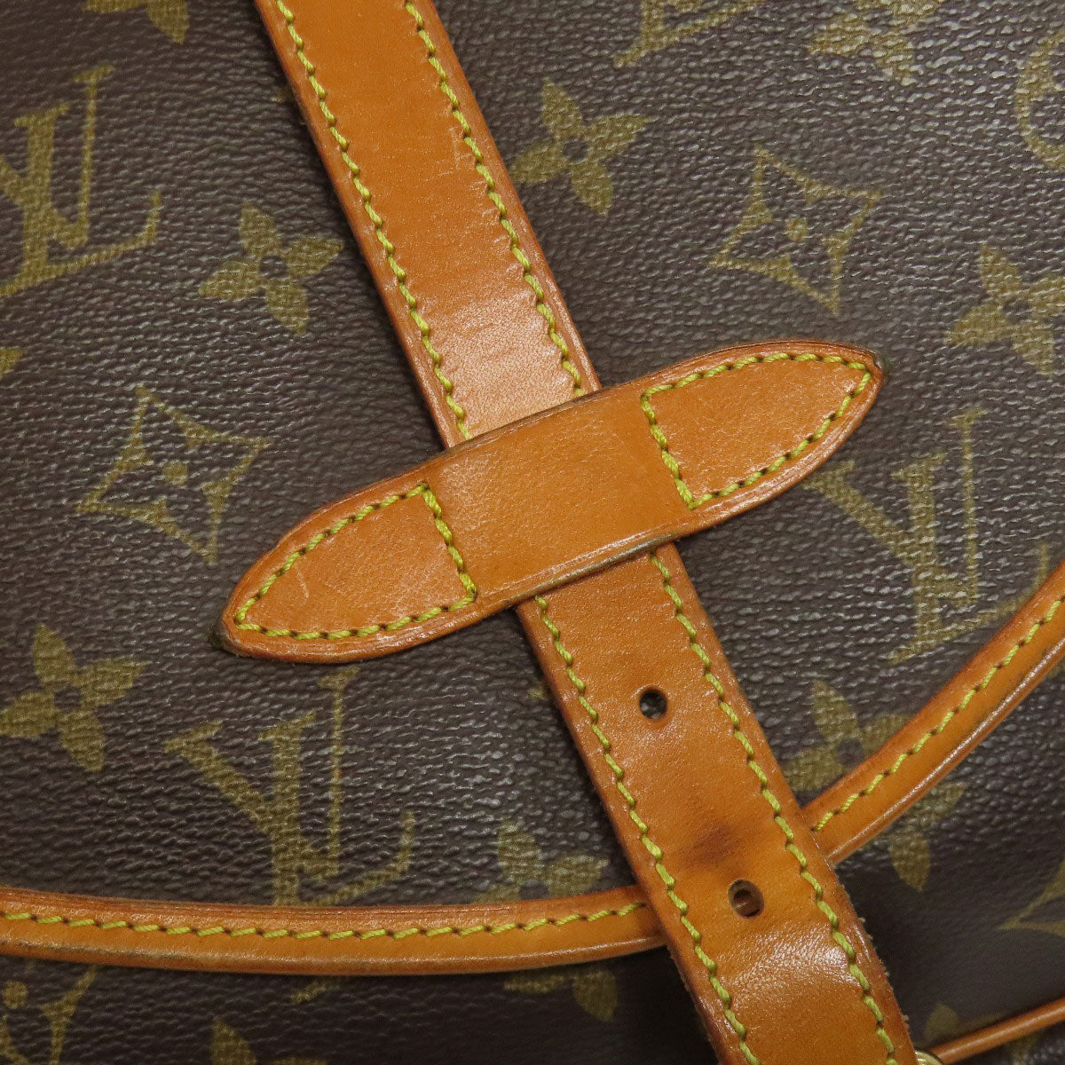 LOUIS VUITTON M40710 Saumur MM Shoulder Bag Monogram canvas Ladies [Used]