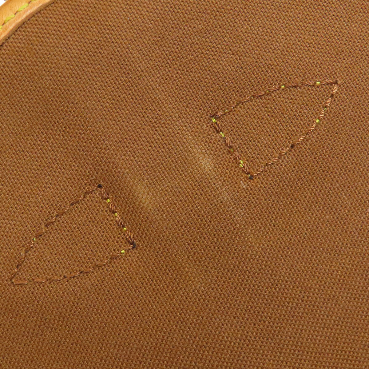 LOUIS VUITTON M40710 Saumur MM Shoulder Bag Monogram canvas Ladies [Used]