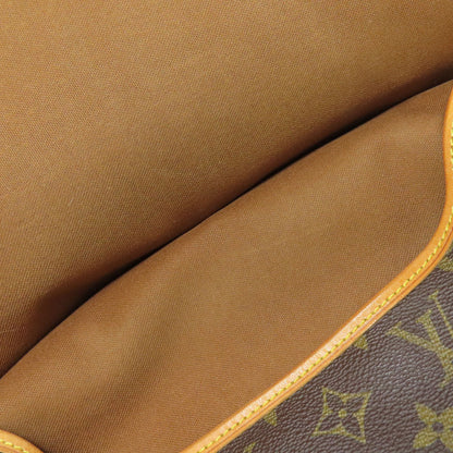 LOUIS VUITTON M40710 Saumur MM Shoulder Bag Monogram canvas Ladies [Used]