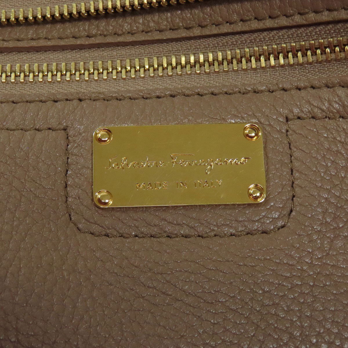 Salvatore Ferragamo Amy GanciniHardware Tote Bag Leather Ladies [Used]