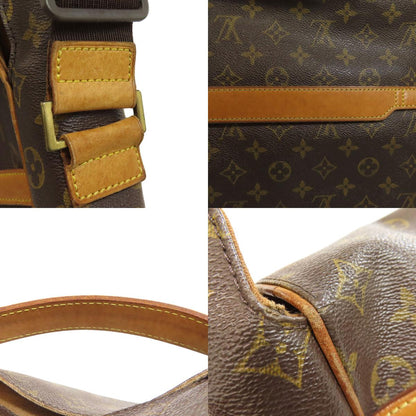 LOUIS VUITTON M45257 Aves Shoulder Bag Monogram canvas Ladies [Used]