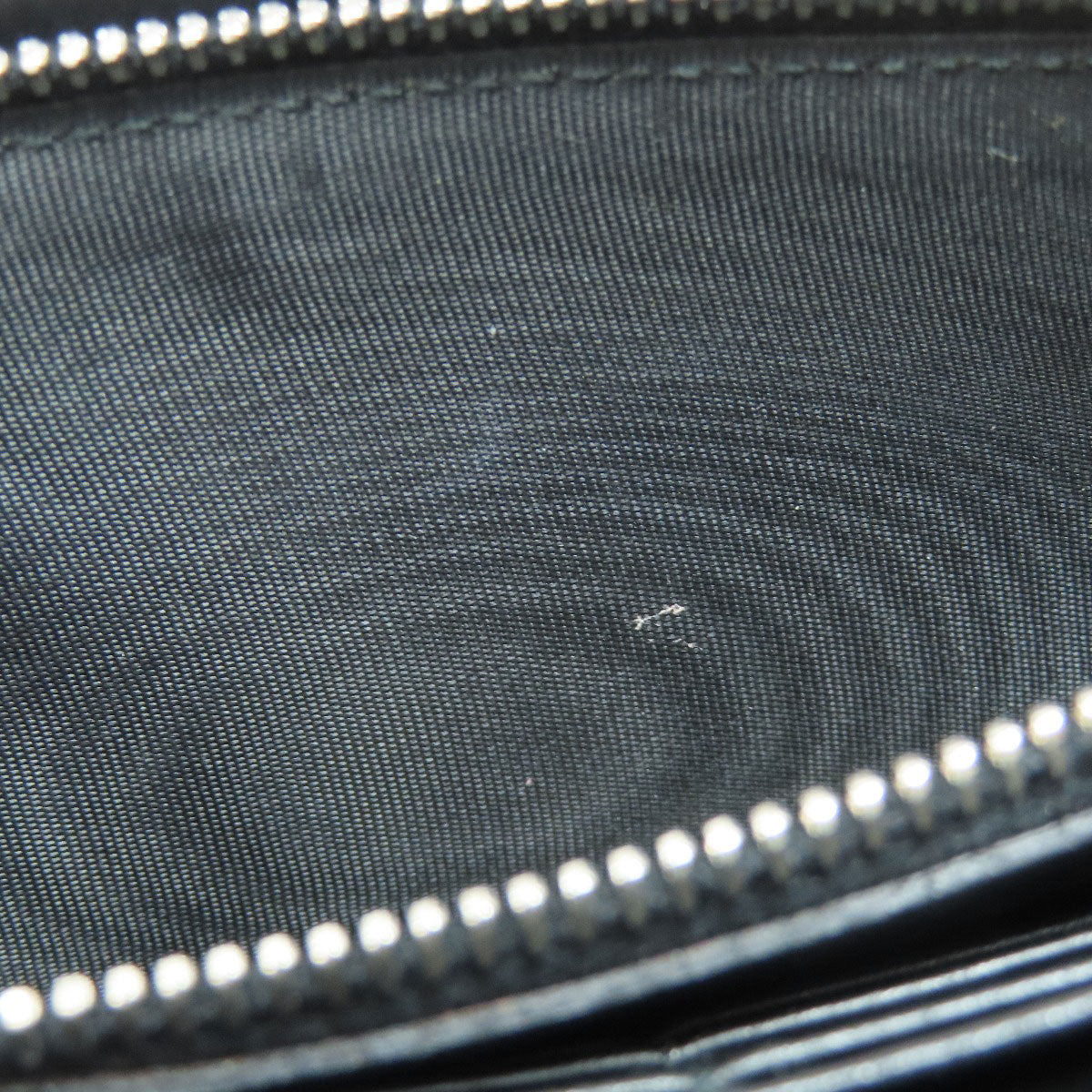 PRADA 1M1037 logo Long wallet (with coin pocket) Safiano Ladies [Used]