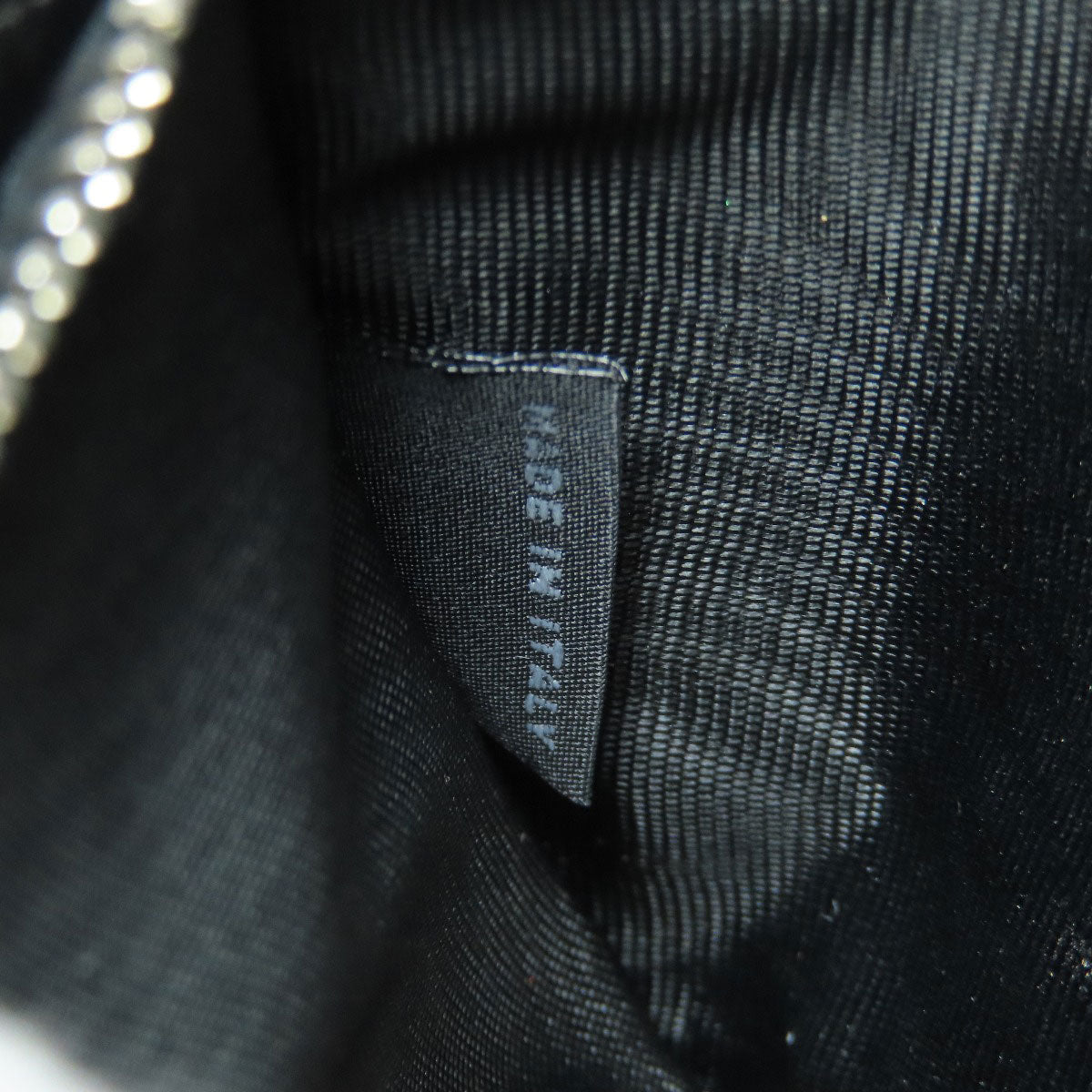 PRADA 1M1037 logo Long wallet (with coin pocket) Safiano Ladies [Used]