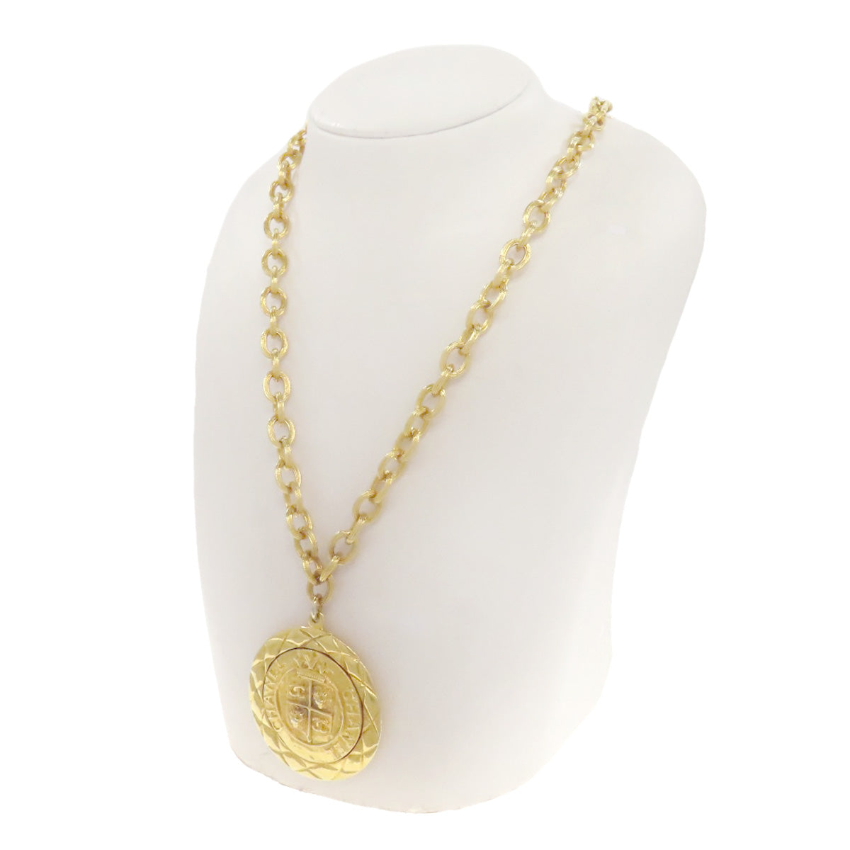 CHANEL Relief Matelasse Frame Round Reversible Pendant Necklace Ladies [Used]