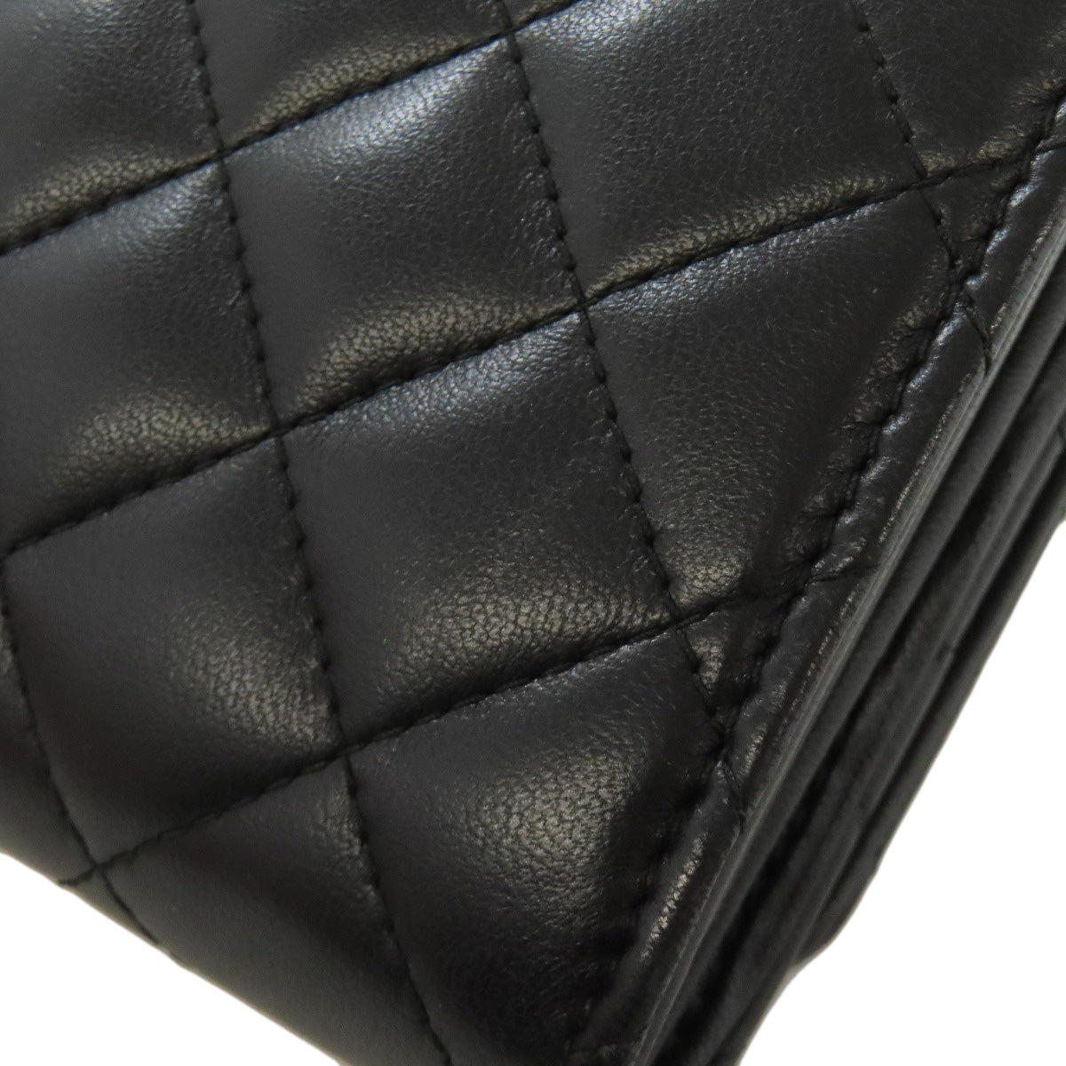 CHANEL Matelasse SilverHardware Long wallet (with coin pocket) Lambskin Ladies [Used]