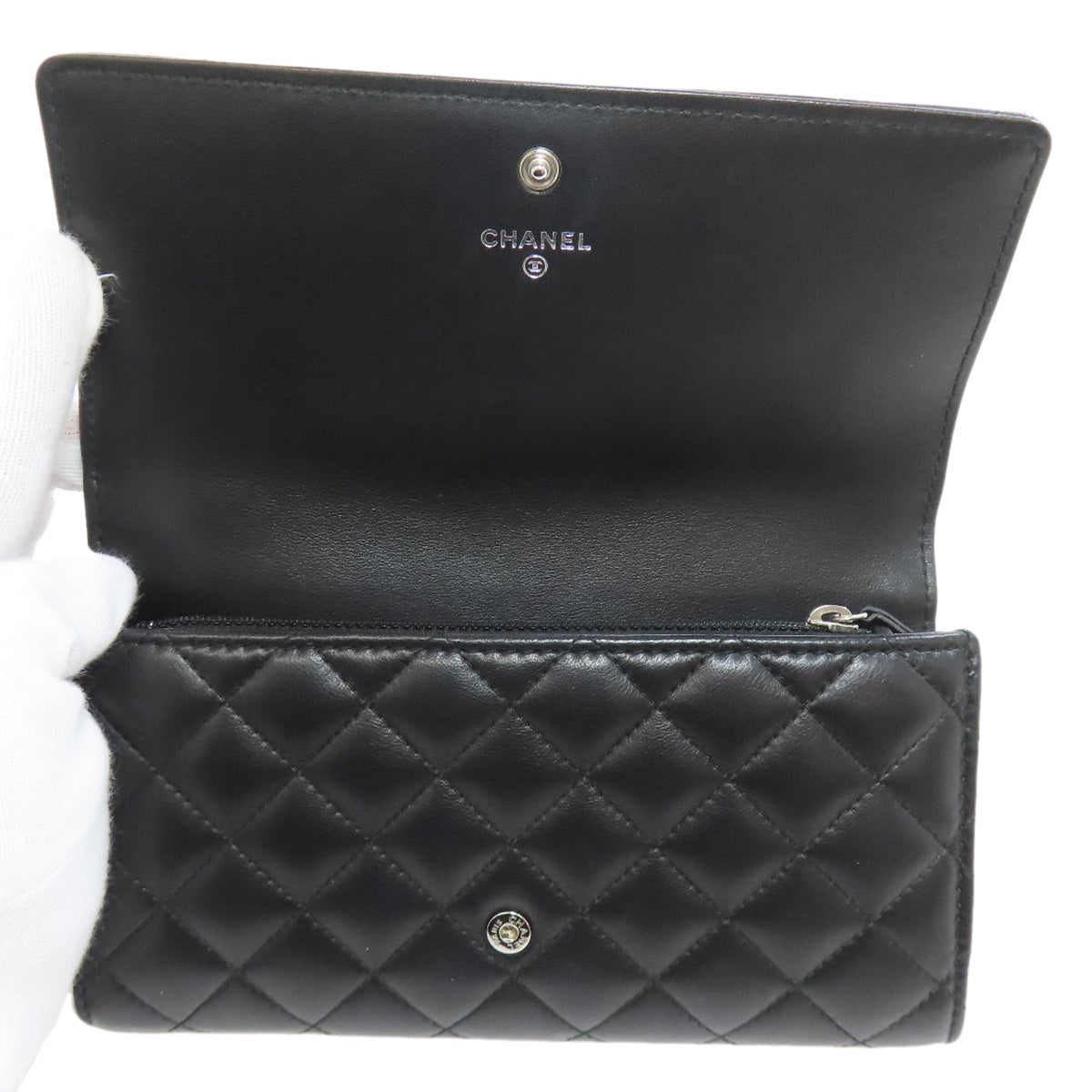 CHANEL Matelasse SilverHardware Long wallet (with coin pocket) Lambskin Ladies [Used]