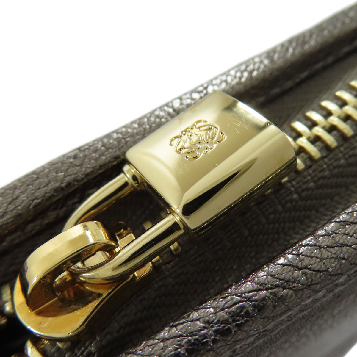 LOEWE Zip Around Long wallet (with coin pocket) Leather Ladies [Used]