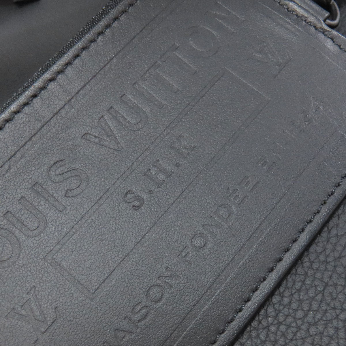 LOUIS VUITTON M59329 Messenger Voyage Aerogram Shoulder Bag Calf Ladies [Used]