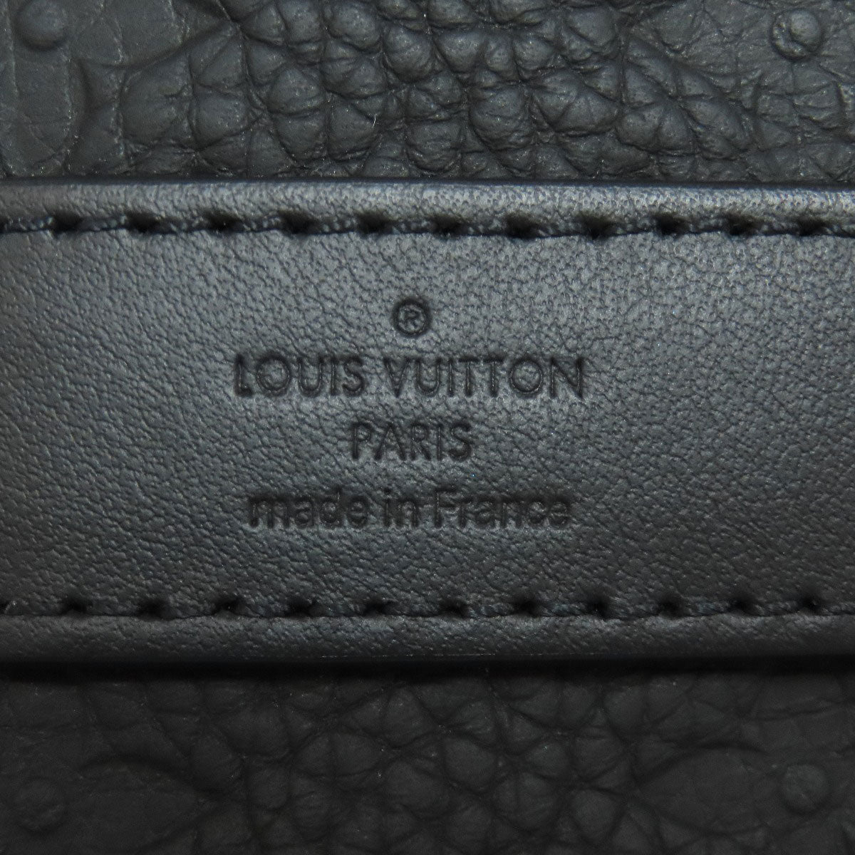 LOUIS VUITTON M20900 Keepall Bandouliere 25 Handbag Taurillon ClemenceLeather mens [Used]