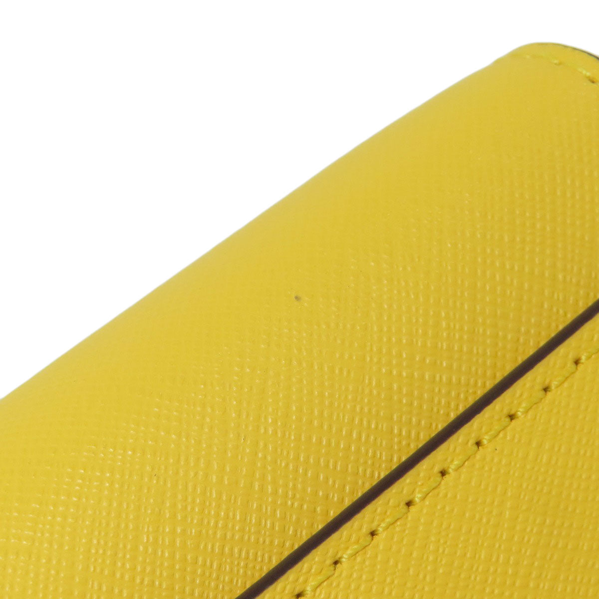 Michael Kors ChainShoulder wallet Long wallet (with coin pocket) Leather Ladies [Used]