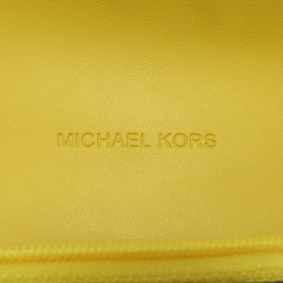 Michael Kors ChainShoulder wallet Long wallet (with coin pocket) Leather Ladies [Used]