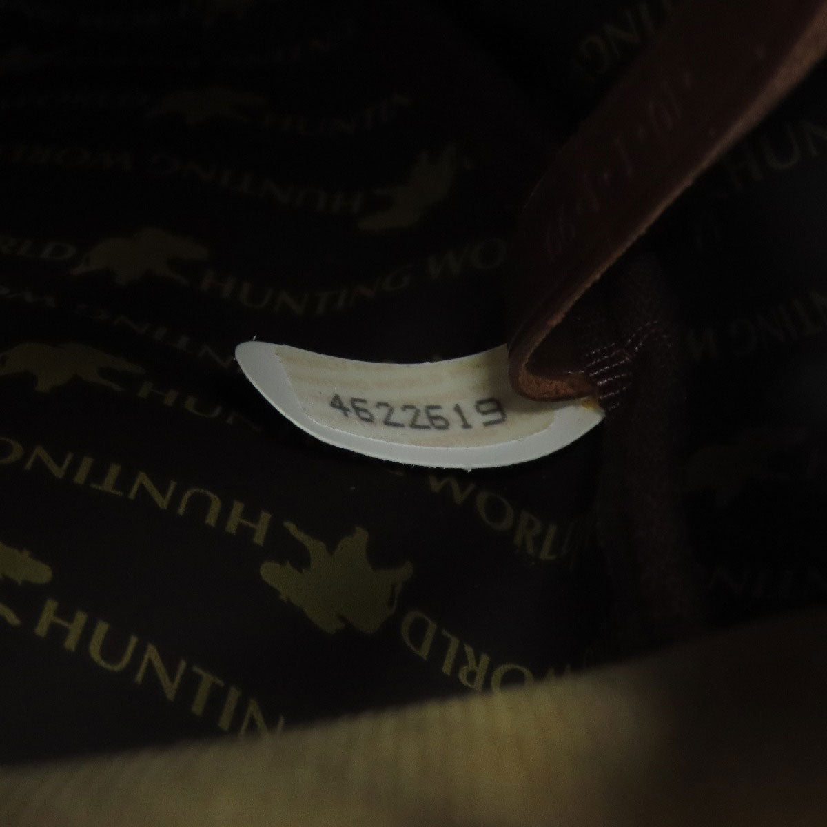 HUNTING WORLD logo Backpack Â· Daypack Canvas Ladies [Used]