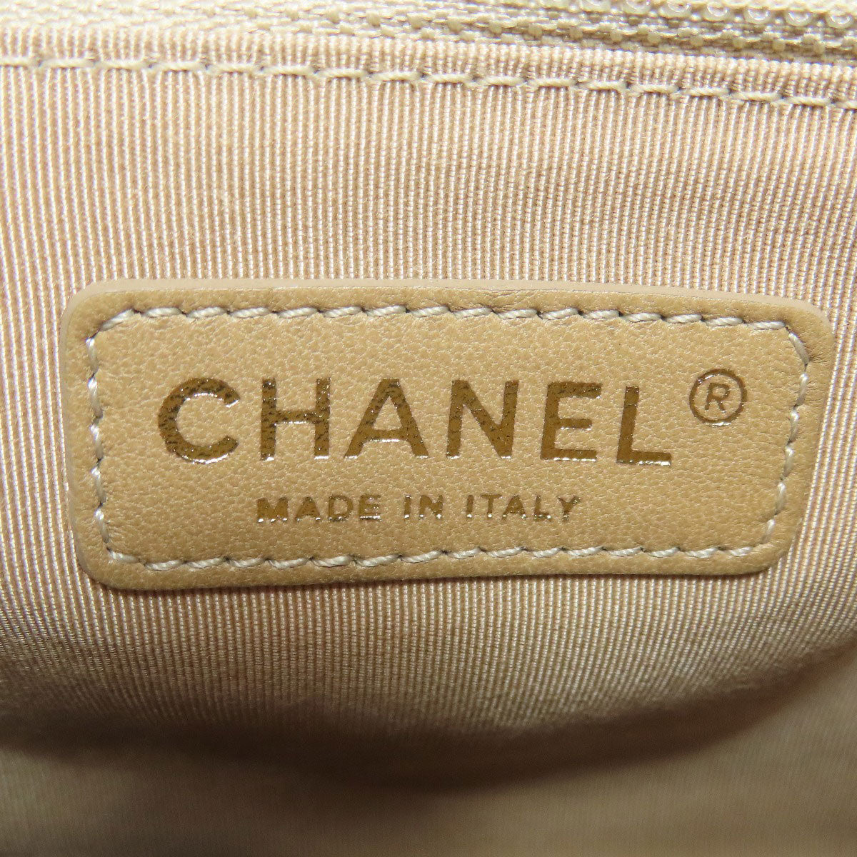 CHANEL Matelasse 2WAY GoldHardware Handbag Calf Ladies [Used]