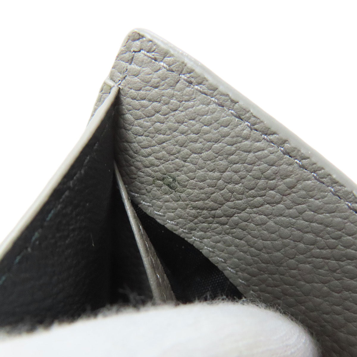 SAINT LAURENT Tri-fold logo Bifold Wallet with Coin Pocket Leather Ladies [Used]