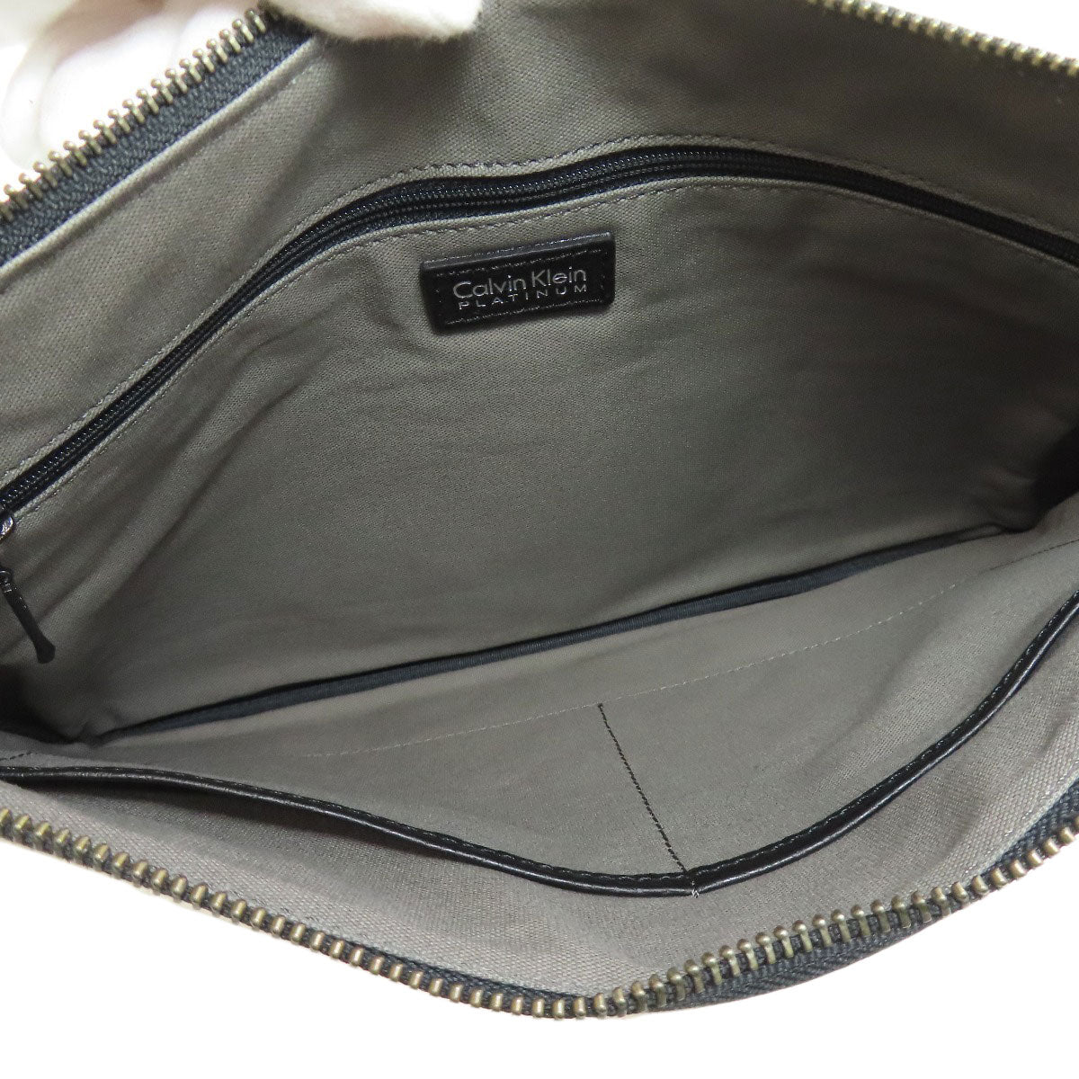Calvin Klein logo Clutch bag Leather Ladies [Used]