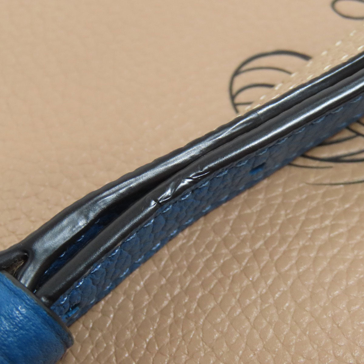 COACH 3905 Mickey Mouse Collaboration with Rope Climb Shoulder Bag Leather Ladies [Used]