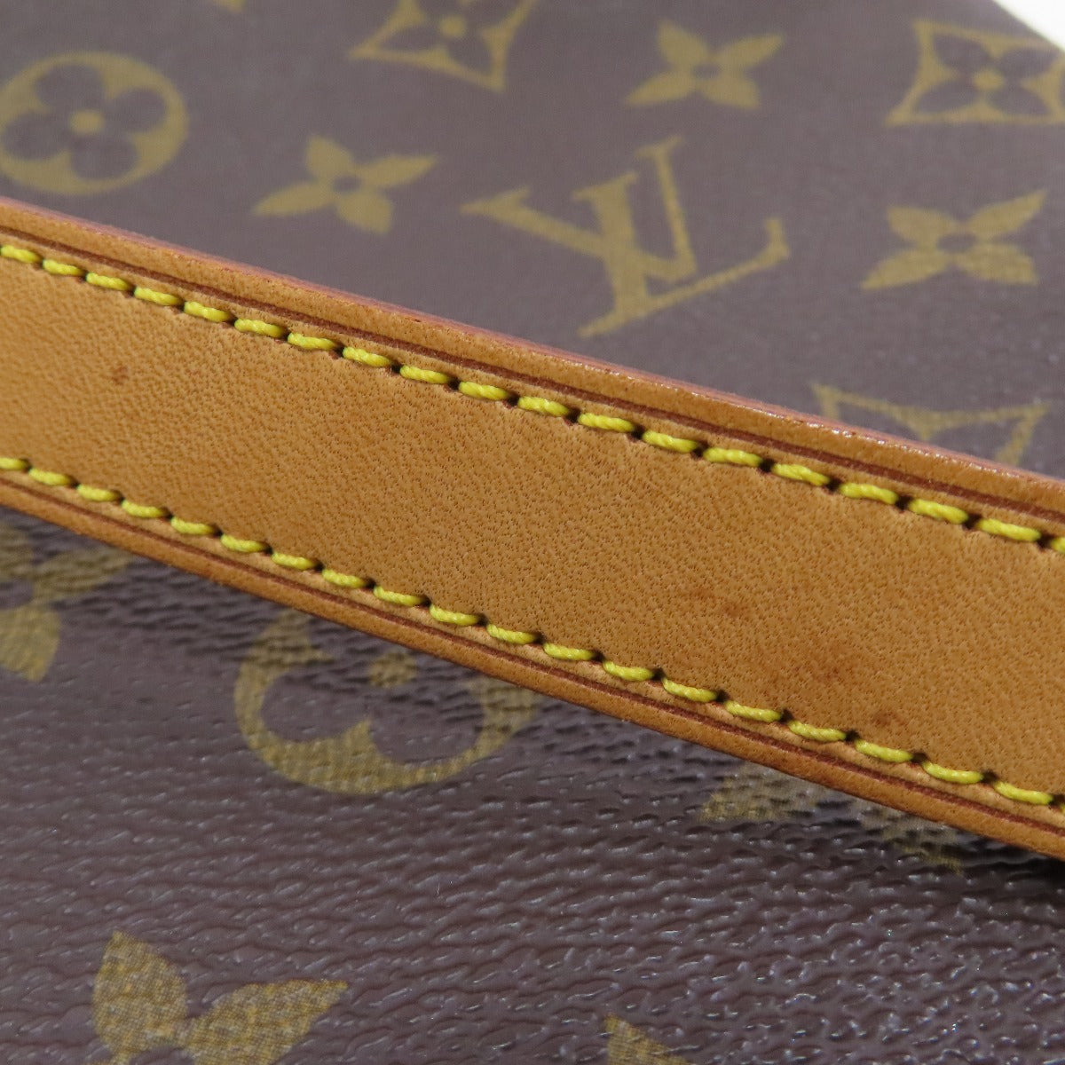 LOUIS VUITTON M51257 Muset Tango S Shoulder Bag Monogram canvas Ladies [Used]