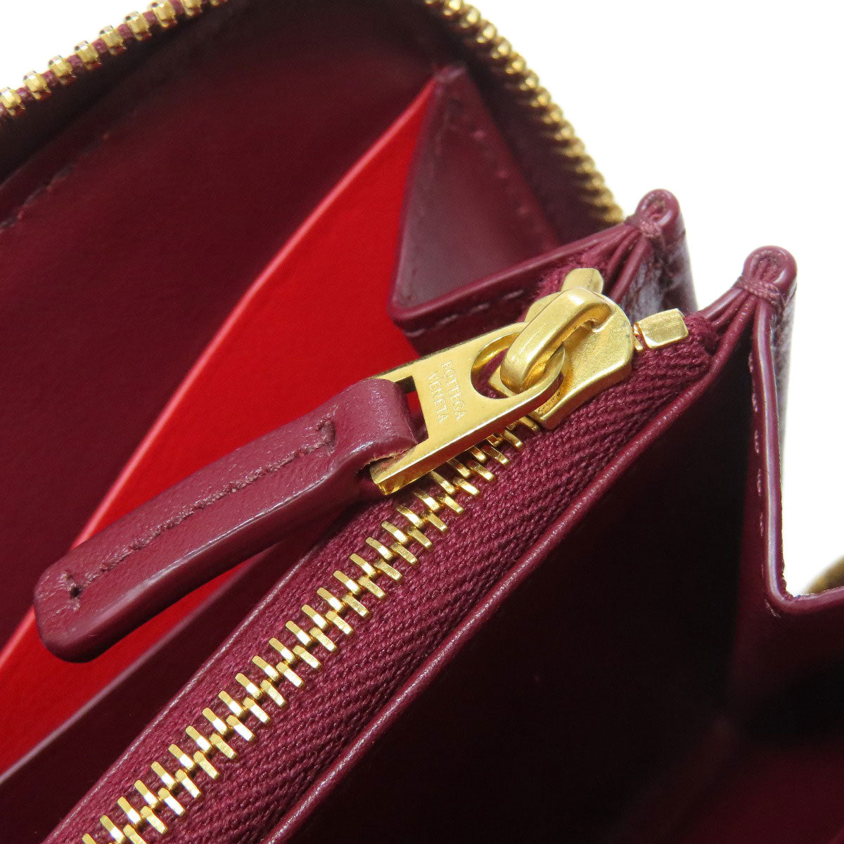BOTTEGA VENETA Zip Around Long wallet (with coin pocket) Calf Ladies [Used]