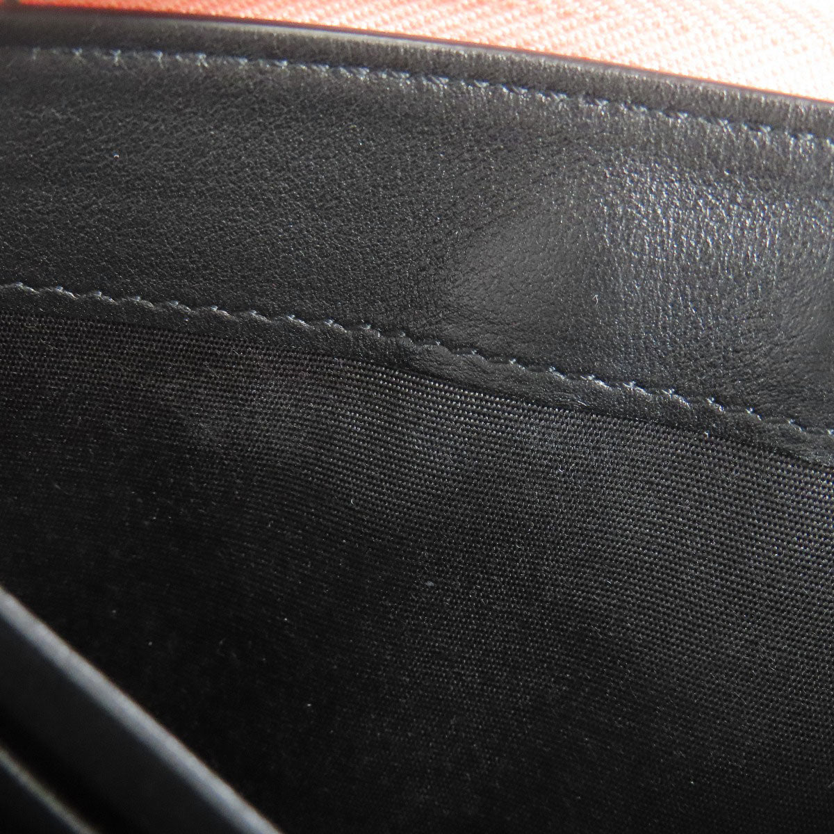 VALENTINO V logo Long wallet (with coin pocket) Calf Ladies [Used]