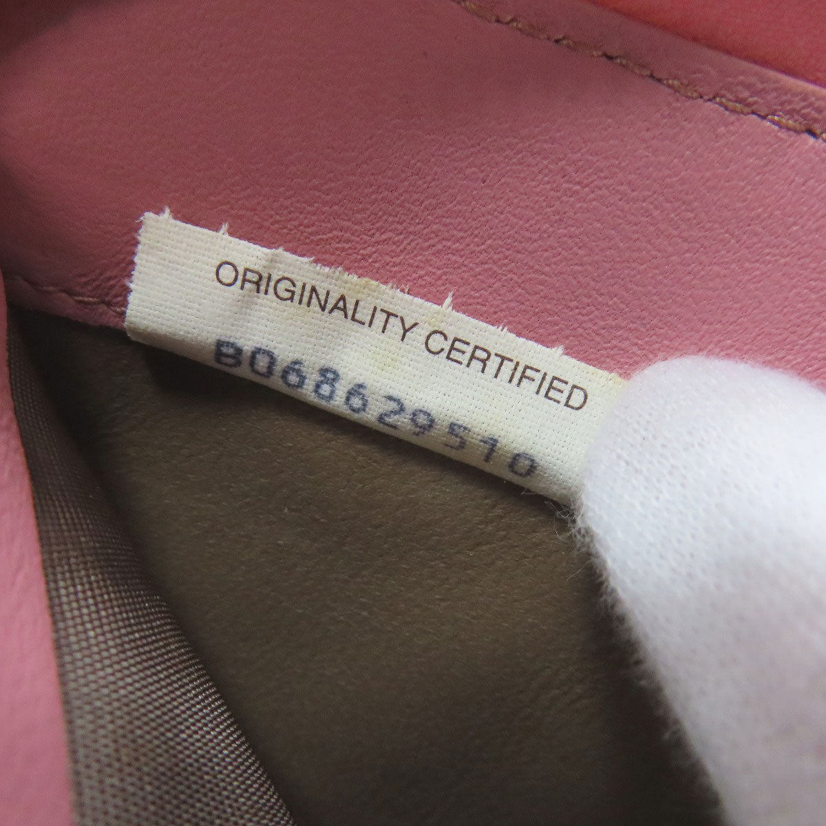 BOTTEGA VENETA   Intrecciato Long wallet (with coin pocket)  Leather Ladies [Used]