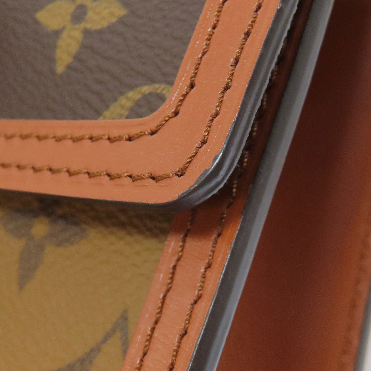 LOUIS VUITTON M68746 Portefeiulle Dauphine Shoulder Bag Monogram reverse Ladies [Used]