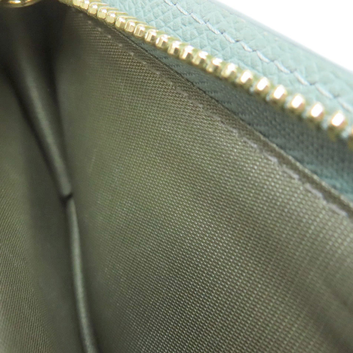 Salvatore Ferragamo Vara ribbon Bifold Wallet with Coin Pocket Leather Ladies [Used]