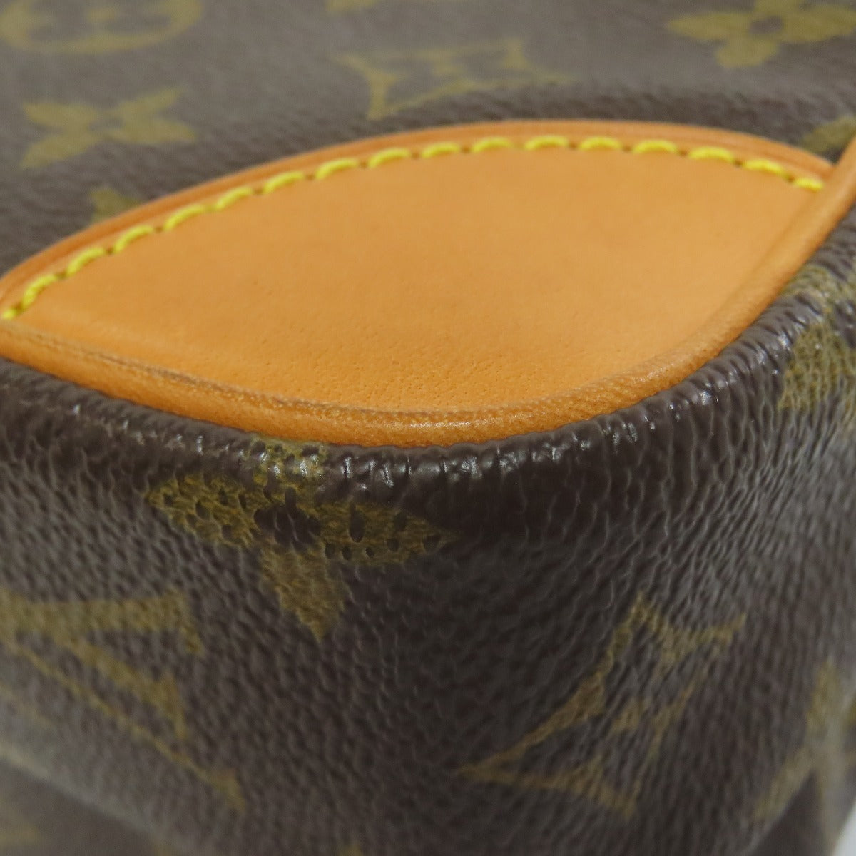 LOUIS VUITTON M45236 Amazon Shoulder Bag Monogram canvas Ladies [Used]