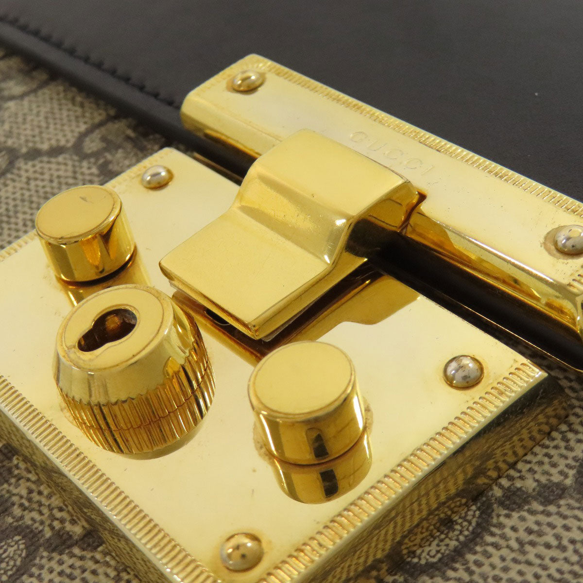 GUCCI 409487 GG ChainShoulder Shoulder Bag PVC Ladies [Used]