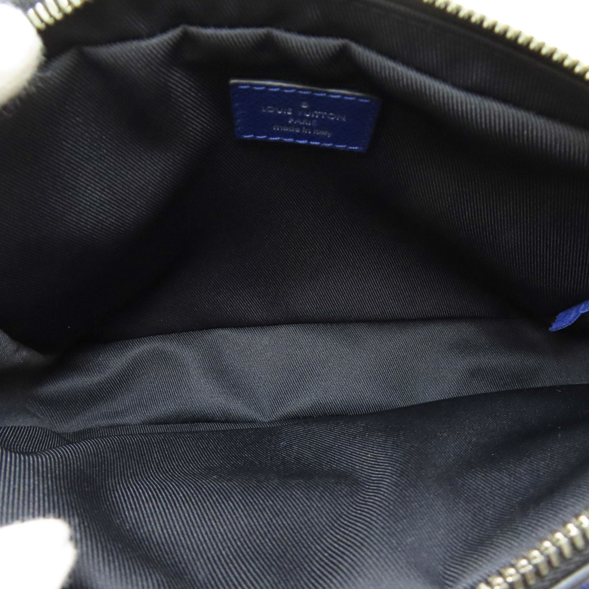 LOUIS VUITTON Bum bag outdoor Hip bag, waist bag Taiga Ladies [Used]
