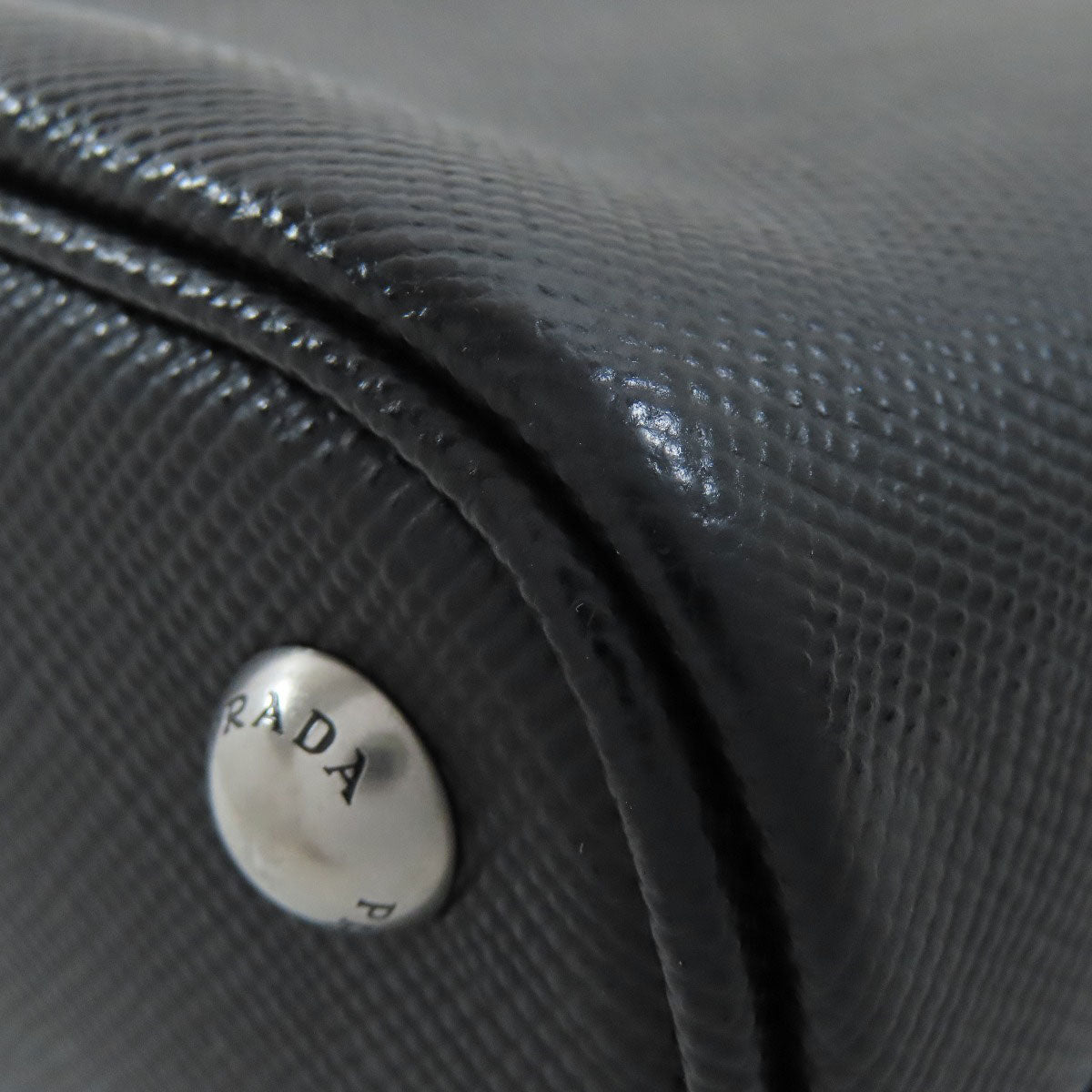 PRADA   Pin Badge Rabbit Lip 2WAY Handbag  Safiano LeatherLadies [Used]