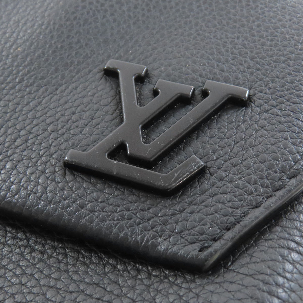 LOUIS VUITTON M22482 Fast Line Messenger Shoulder Bag Leather Ladies [Used]