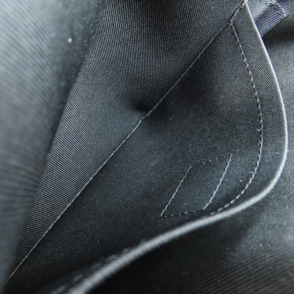 LOUIS VUITTON M22482 Fast Line Messenger Shoulder Bag Leather Ladies [Used]