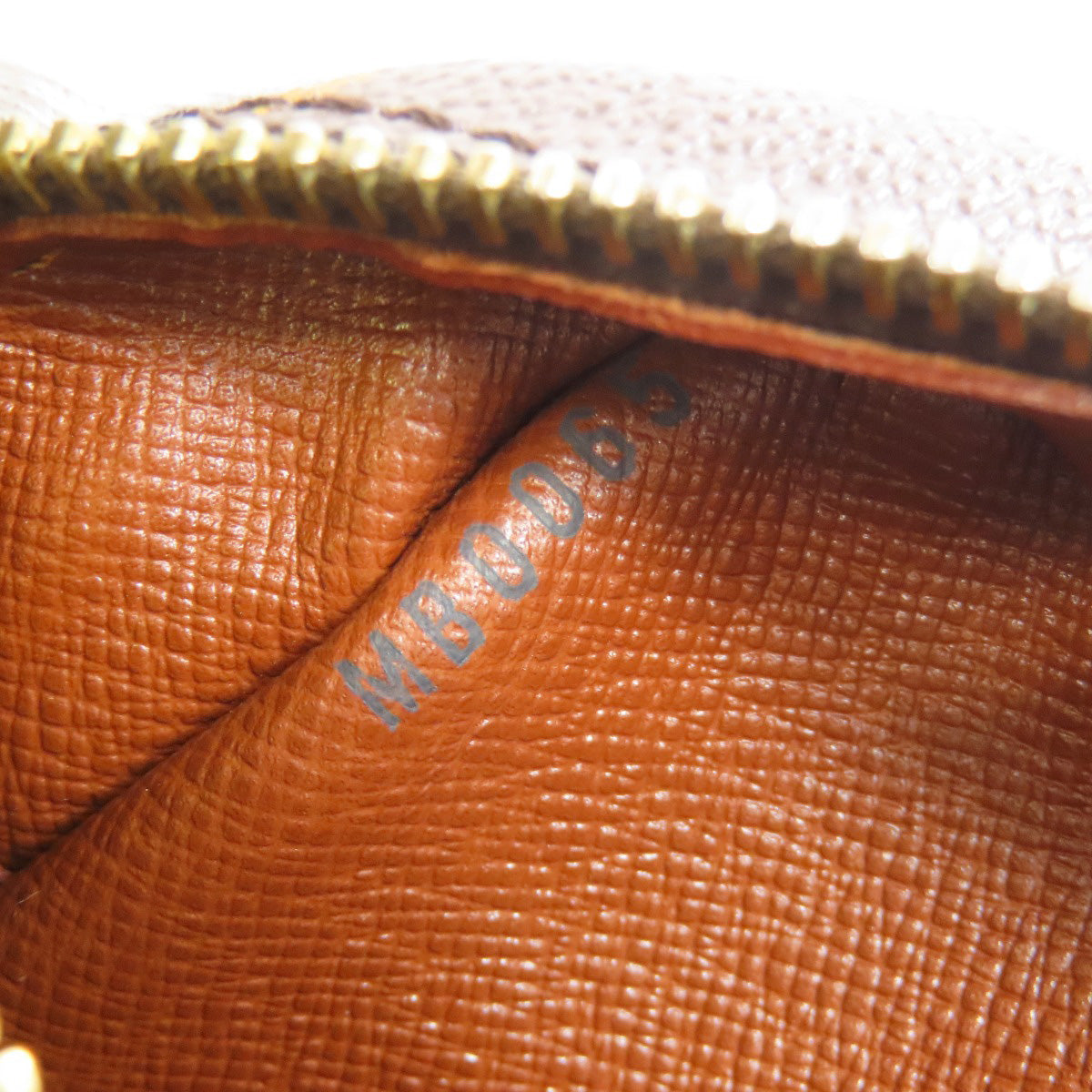 LOUIS VUITTON M51274 Trocadero 27 Shoulder Bag Monogram canvas Ladies [Used]