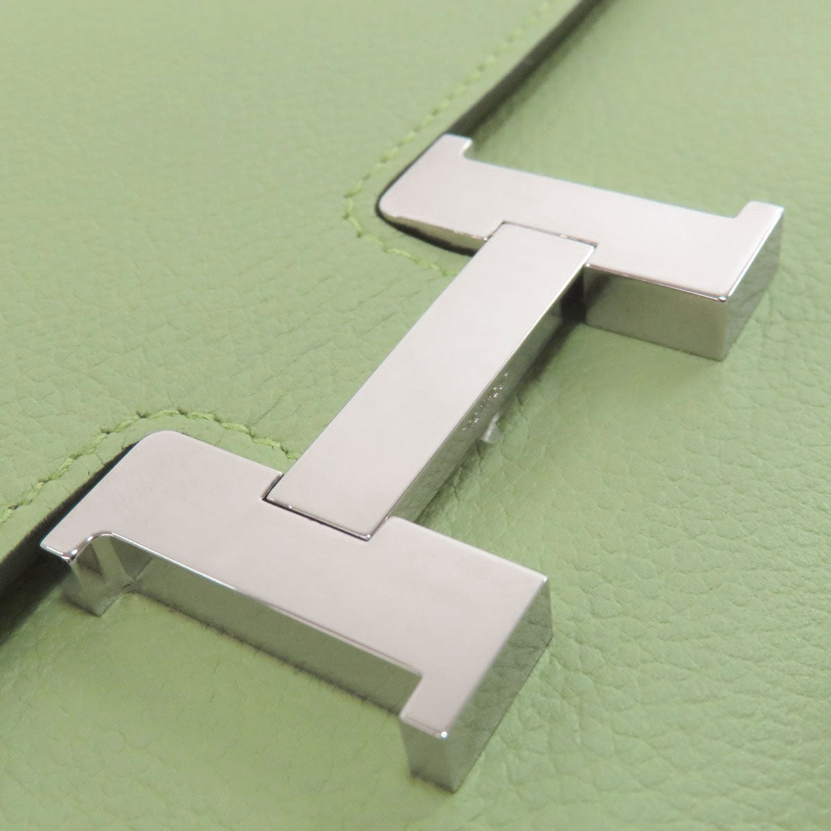 HERMES Constance Long To Go Vert Cricket SilverHardware Long wallet (with coin pocket) Evercolor Ladies [Used]