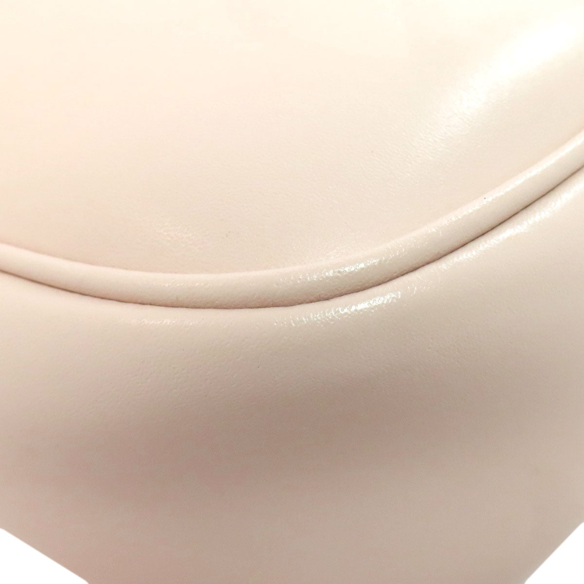 Salvatore Ferragamo Vara ribbon Shoulder Bag Leather Ladies [Used]