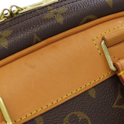 LOUIS VUITTON M42228 Trueville Handbag Monogram canvas Ladies [Used]
