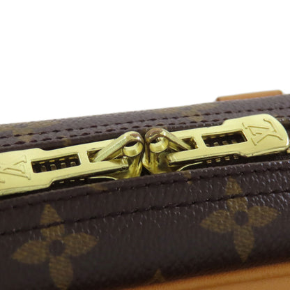 LOUIS VUITTON M42228 Trueville Handbag Monogram canvas Ladies [Used]