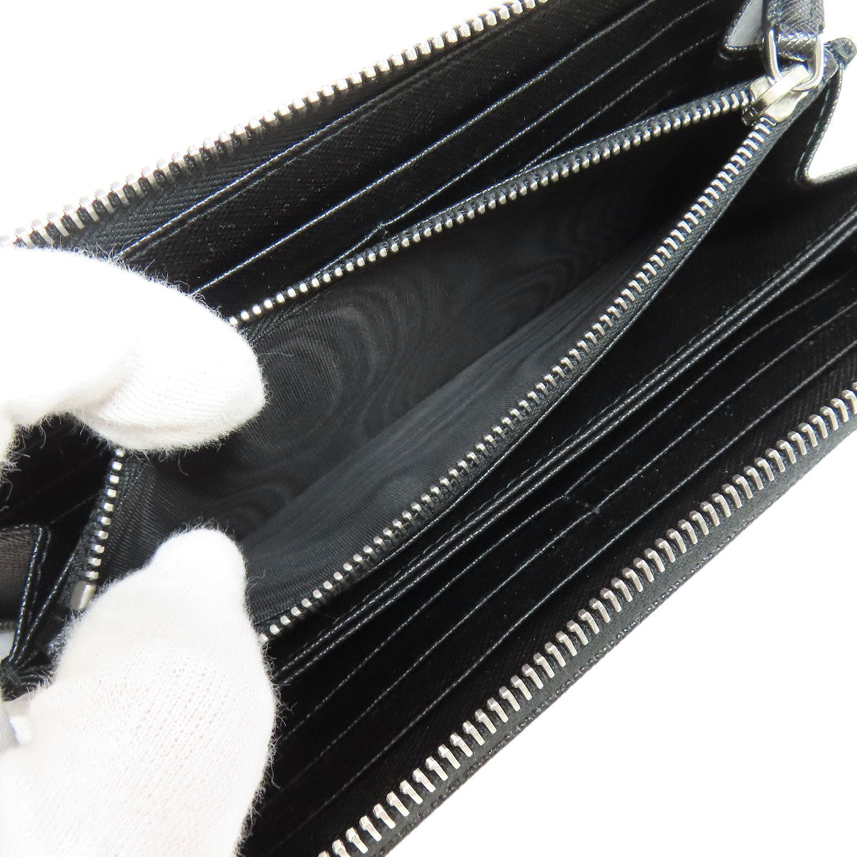PRADA Zip Around Long wallet (with coin pocket) Safiano Ladies [Used]