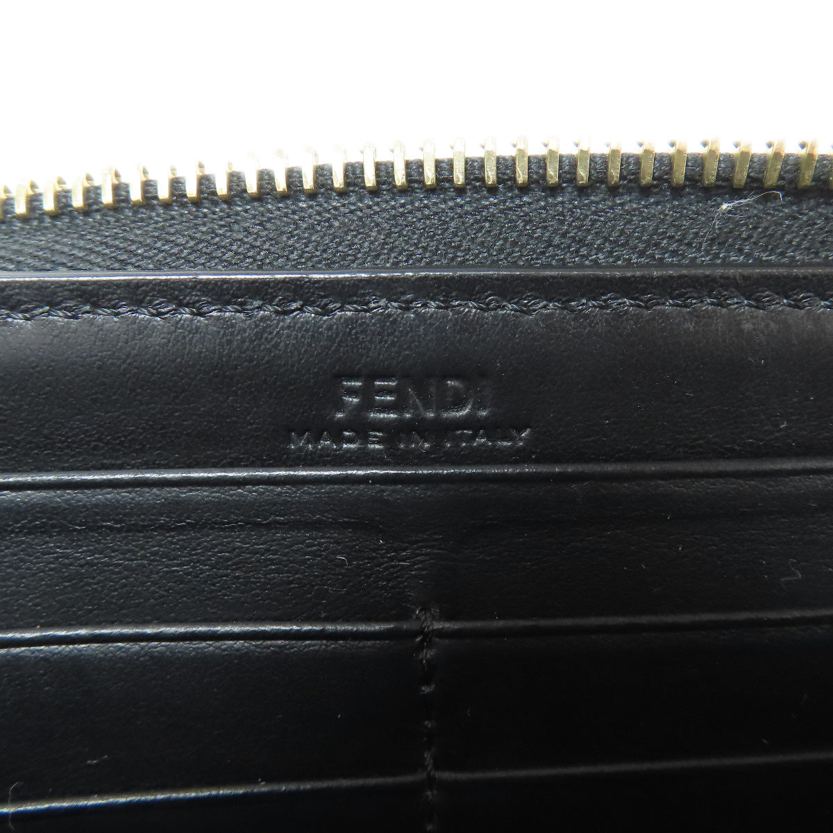 FENDI Zip Around Long wallet (with coin pocket) Leather Ladies [Used]