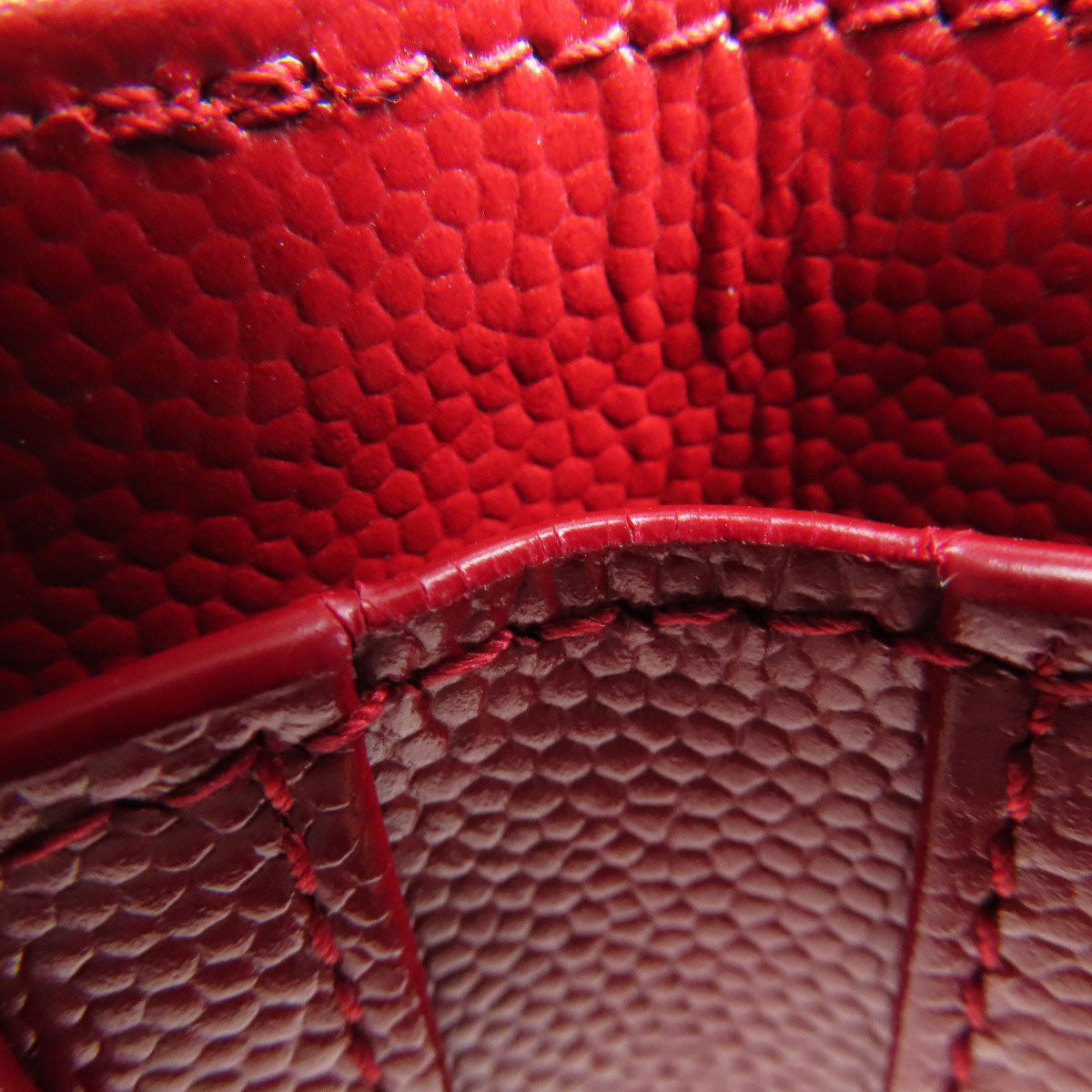 YVES SAINT LAURENT V stitch Bifold Wallet with Coin Pocket Calf Ladies [Used]